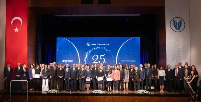 Yaşar &Uuml;niversitesi&rsquo;nde 25&rsquo;nci yıl gururu
