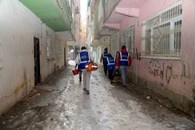 Yaşı ilerlemiş vatandaşlara evde bakım desteği s&uuml;r&uuml;yor