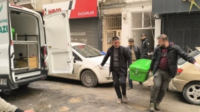 Yaşlı adam yalnız yaşadığı evde bı&ccedil;aklanarak &ouml;ld&uuml;r&uuml;ld&uuml;
