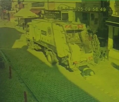 Yaşlı adamın kamyonun altında kalarak öldüğü kaza: Güvenlik kamerası görüntüleri ortaya çıktı
