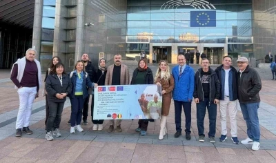 Yaşlıların dijital okuryazarlığını güçlendirmek için önemli adım
