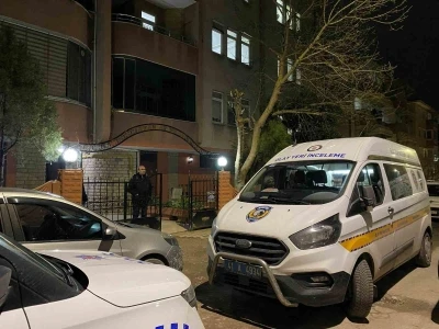 Yatalak annesine yemek hazırlarken kanlar i&ccedil;inde bulunmuştu: Boğazının kesildiği &ouml;ğrenildi
