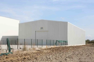 Yaylacık’ta kaçak iş yeri yıkıldı
