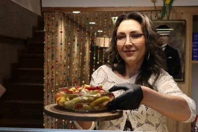 Yaz aylarında en &ccedil;ok bu turşular talep g&ouml;r&uuml;yor
