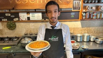 Yaz aylarının vazge&ccedil;ilmez yemeği: Patlıcan doğrama