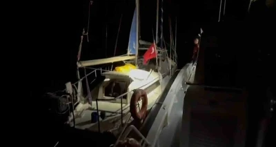 Yelkenli tekne ile kaçarken yakalandılar
