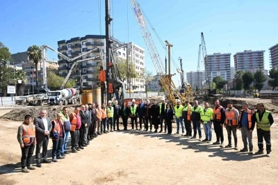 Yeni D&ouml;rtyol K&ouml;pr&uuml;l&uuml; Kavşağı&rsquo;nda &ccedil;alışmalar devam ediyor
