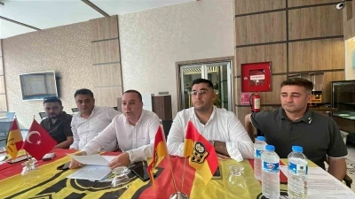 Yeni Malatyaspor Başkanı Abdullah Aksoğan: "Takımımızın sahaya &ccedil;ıkmasıyla ilgili herhangi bir problem bulunmuyor"
