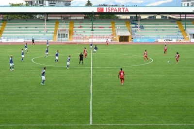 Yeni sezon &ouml;ncesinde yabancı kul&uuml;plerin tercihi; Davraz
