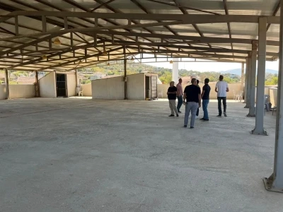 Yenipazar’da çok amaçlı binada tadilat çalışmaları başladı
