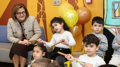 "Yer bir şey s&ouml;yl&uuml;yor" isimli &ccedil;ocuk tiyatrosu sahnelendi