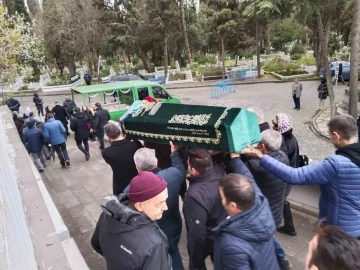 Yeşil&ccedil;am oyuncusu Bahar &Ouml;ztan son yolculuğuna uğurlandı
