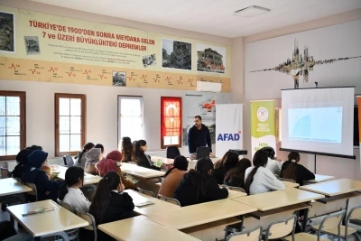 Yeşilyurt Belediyesi Afetlere hazırlık eğitimlerini kararlıkla s&uuml;rd&uuml;r&uuml;yor
