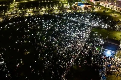 Yeşilyurt&rsquo;ta Celal Karat&uuml;re konserine yoğun ilgi
