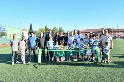 Yeşilyurt&rsquo;ta yaz spor okulları ve spor akademisi coşkuyla a&ccedil;ıldı
