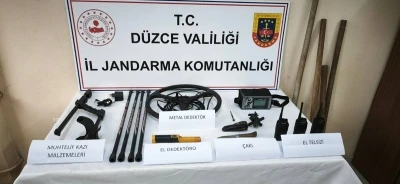 Yığılca&rsquo;da ka&ccedil;ak kazıya Jandarma baskını
