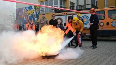 Yıldırım Belediyesi&rsquo;nden nefes kesen tatbikat
