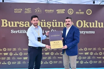 Yıldırım&rsquo;da d&uuml;ş&uuml;nen ve &uuml;reten gen&ccedil;ler yetişiyor
