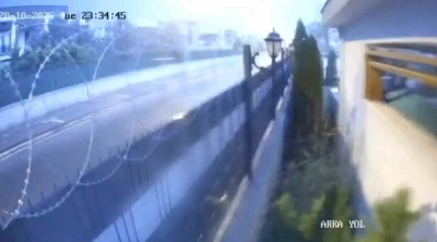 Yıldırım düştü, gece gündüze döndü
