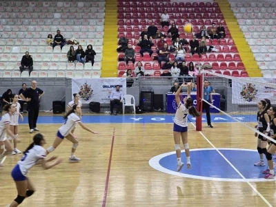 Yıldızlar Kız ve Erkek T&uuml;rkiye Yarı Final m&uuml;sabakaları sona erdi
