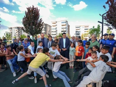 Yılmaz’dan 1 yılda 18 yeni park
