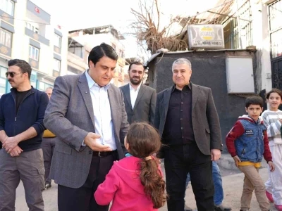 Yılmaz&rsquo;dan Ey&uuml;psultan&rsquo;da g&ouml;n&uuml;llere dokunan buluşma
