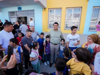 Yılmaz yeni Eğitim-Öğretim yılını öğrencilerle karşıladı
