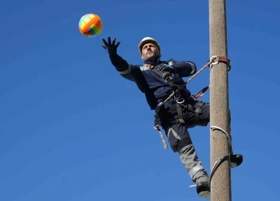 Yoğun kış şartlarına zorlu parkurda hazırlanıyorlar
