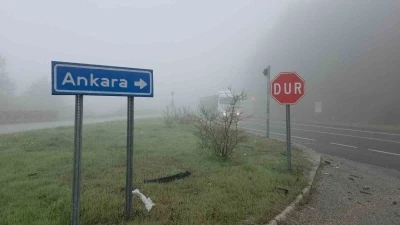 Yoğun sis Bolu Dağı&rsquo;nı kapladı
