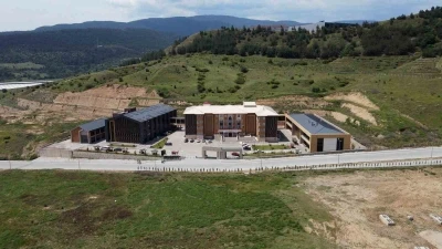 Y&Ouml;K Başkanı &Ouml;zvar: OSB-MYO modeli 21 &uuml;niversitede 22 MYO&rsquo;ya ulaştı
