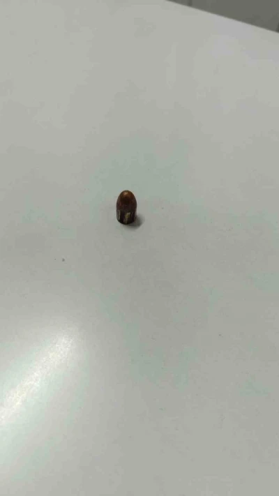 Yorgun mermi iş yerine isabet etti
