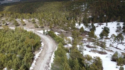 Yozgat&rsquo;ın y&uuml;kseklerinde kış ve bahar bir arada yaşanıyor
