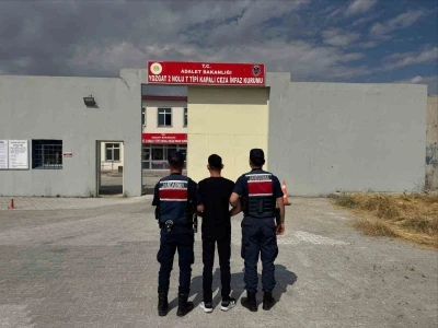 Yozgat&rsquo;ta 6 yıl hapis cezası bulunan firari h&uuml;k&uuml;ml&uuml; yakalandı
