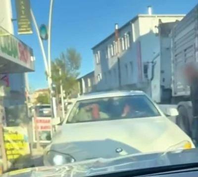 Yozgat&rsquo;ta bir başka s&uuml;r&uuml;c&uuml;y&uuml; takip edip, tehdit eden s&uuml;r&uuml;c&uuml;ye 180 bin lira ceza
