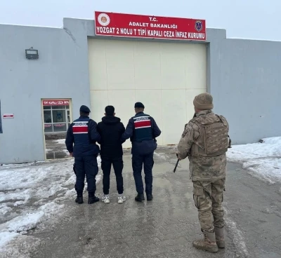 Yozgat&rsquo;ta DEAŞ ş&uuml;phelisi jandarma operasyonuyla yakalandı
