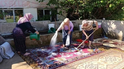 Yozgat&rsquo;ta geleneksel halı yıkama mesaisi başladı
