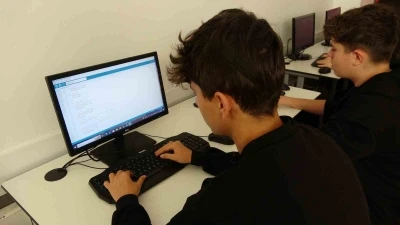Yozgatlı gen&ccedil;ler ileri teknoloji ile geleceğe hazırlanıyor
