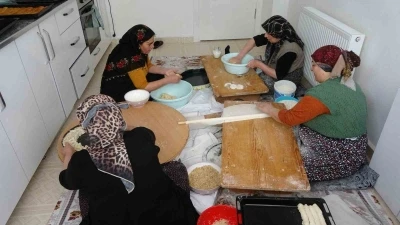 Yozgatlı kadınlar bir araya geliyor, bayram sofraları imece usul&uuml; tatlanıyor
