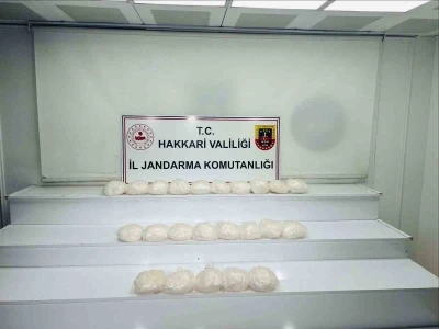 Y&uuml;ksekova&rsquo;da 22 kilo metamfetamin ele ge&ccedil;irildi
