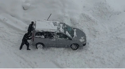 Y&uuml;ksekova&rsquo;da kar esareti
