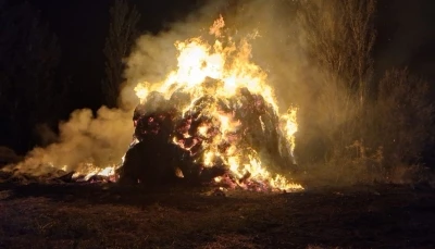 Yüksekova’da ot yangını
