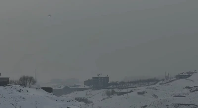 Yüksekova’da yoğun sis uçak seferlerini durdurdu
