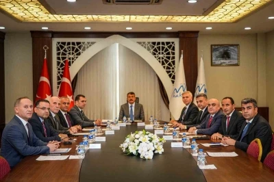 Y&uuml;ksekova OSB&rsquo;de altyapı &ccedil;alışmaları y&uuml;zde 46&rsquo;yı aştı
