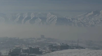 Y&uuml;ksekova sis altında kaldı
