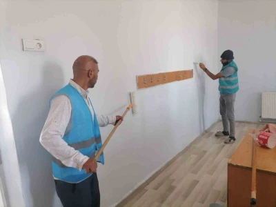 Yükümlüler denetimli serbestlik kapsamında okulları eğitim öğretim dönemine hazırlıyor
