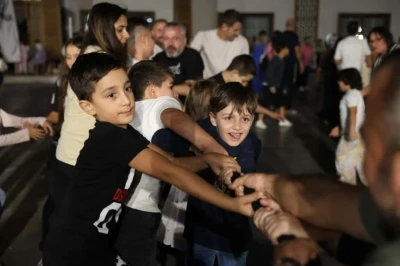 Yunusemre Belediyesinden çocuklara özel şenlik
