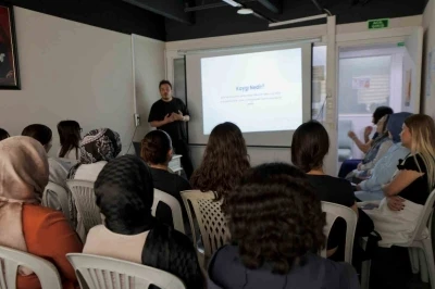 Yunusemre Belediyesinden &ouml;ğrencilere "Sınav Kaygısı Y&ouml;netimi" semineri

