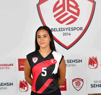 Yunusemre Belediyespor &Ouml;zpolat&rsquo;ı kadrosuna kattı
