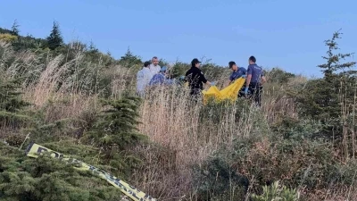 Y&uuml;r&uuml;y&uuml;ş alanında erkek cesedi bulundu
