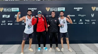 Yusuf &Ouml;zdemir ve Batuhan Kuru, Beach Pro Tour Haikou etabında yarı finalde
